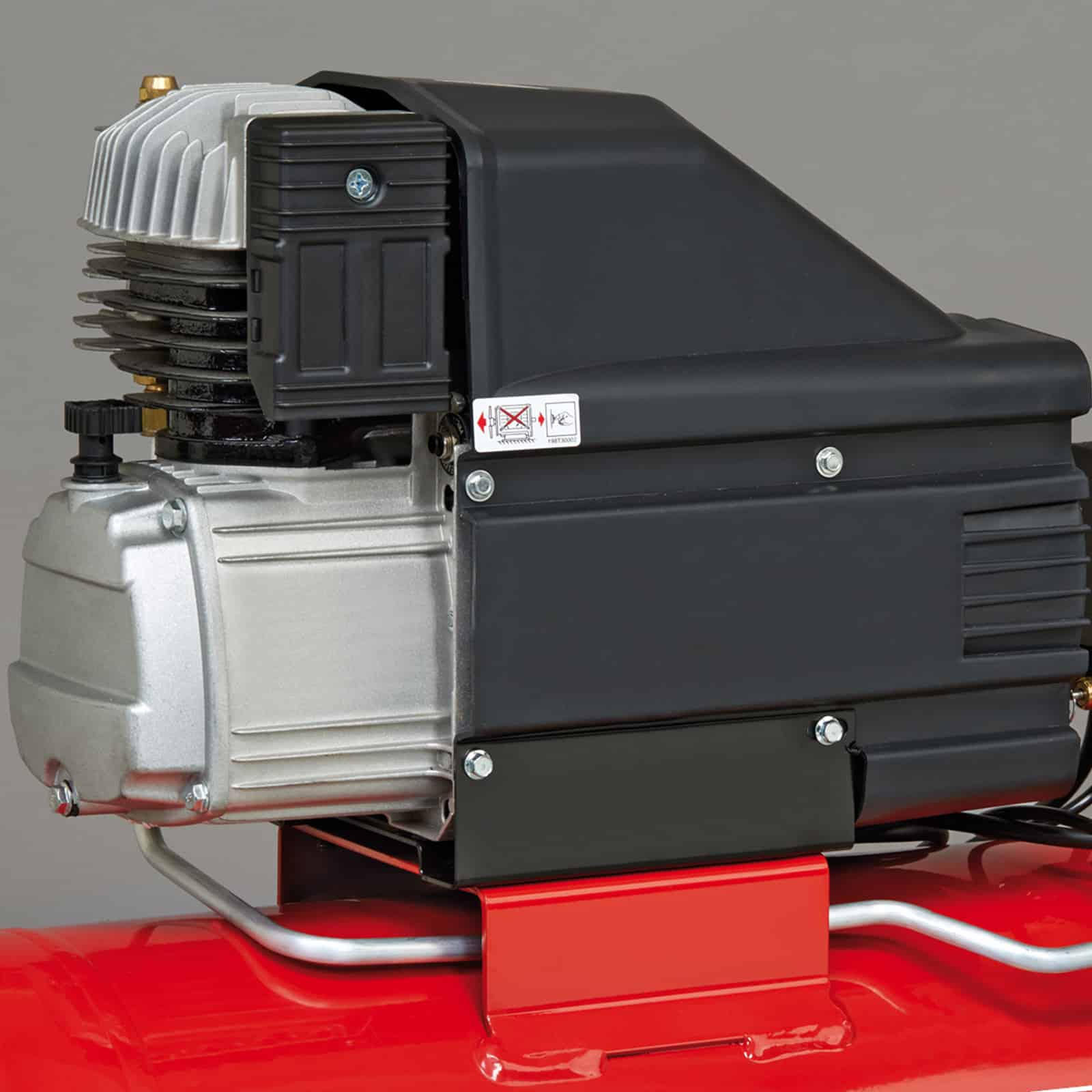 SuperTiger 312M Compressore coassiale lubrificato, indicato per soddisfare le esigenze di hobbisti e professionisti. dettaglio